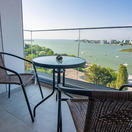 Sea Rose Apartment